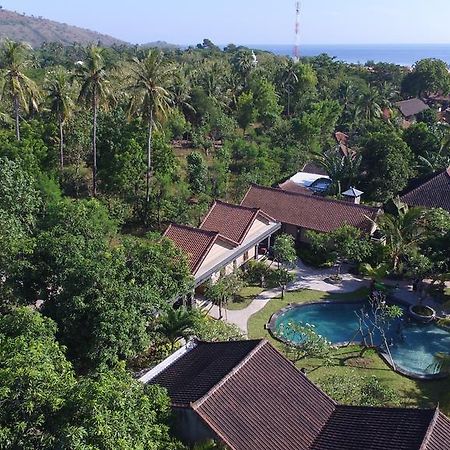 Doubleyou Homestay Pemuteran Exterior photo