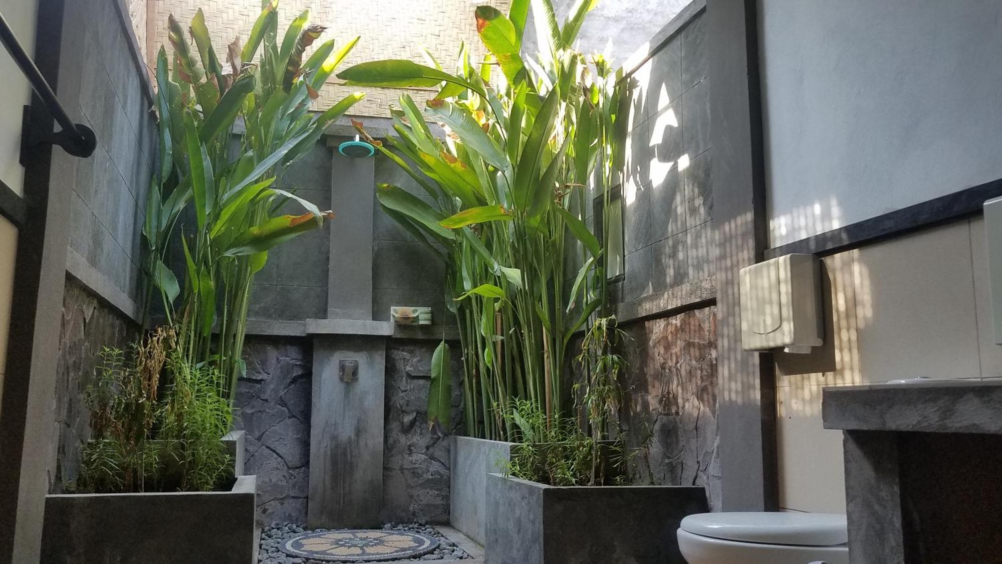 Doubleyou Homestay Pemuteran Exterior photo