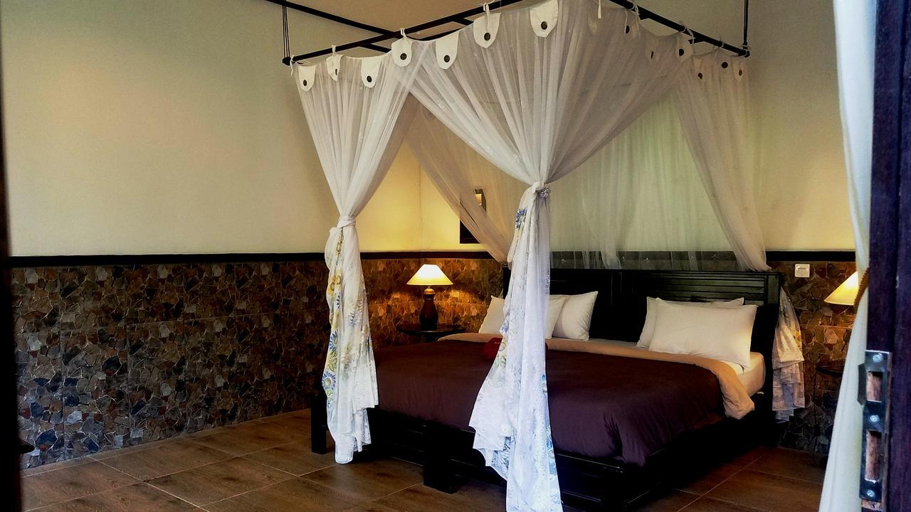 Doubleyou Homestay Pemuteran Exterior photo